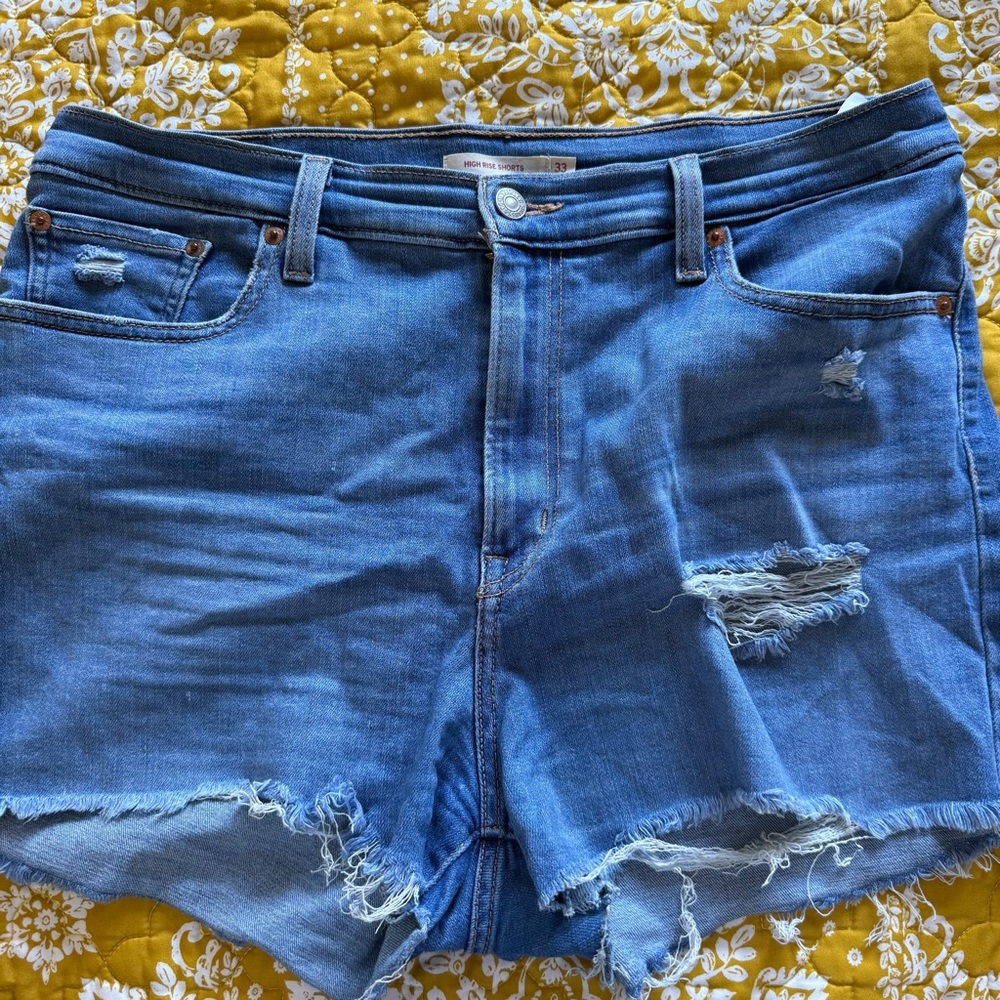 Levis High Rise Shorts